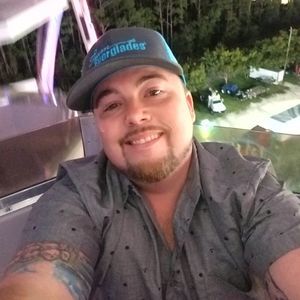 Meet your Posher, Eric